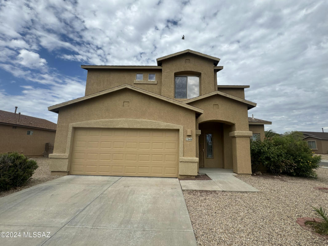 7040 S CAMINO DE AYER, TUCSON, AZ 85746 Single Family Residence For ...