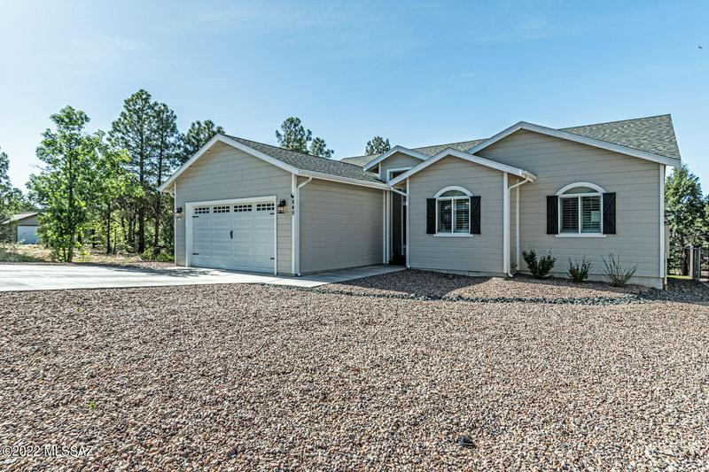 840 E BLACK BEAR LN, SHOW LOW, AZ 85901, photo 1 of 21