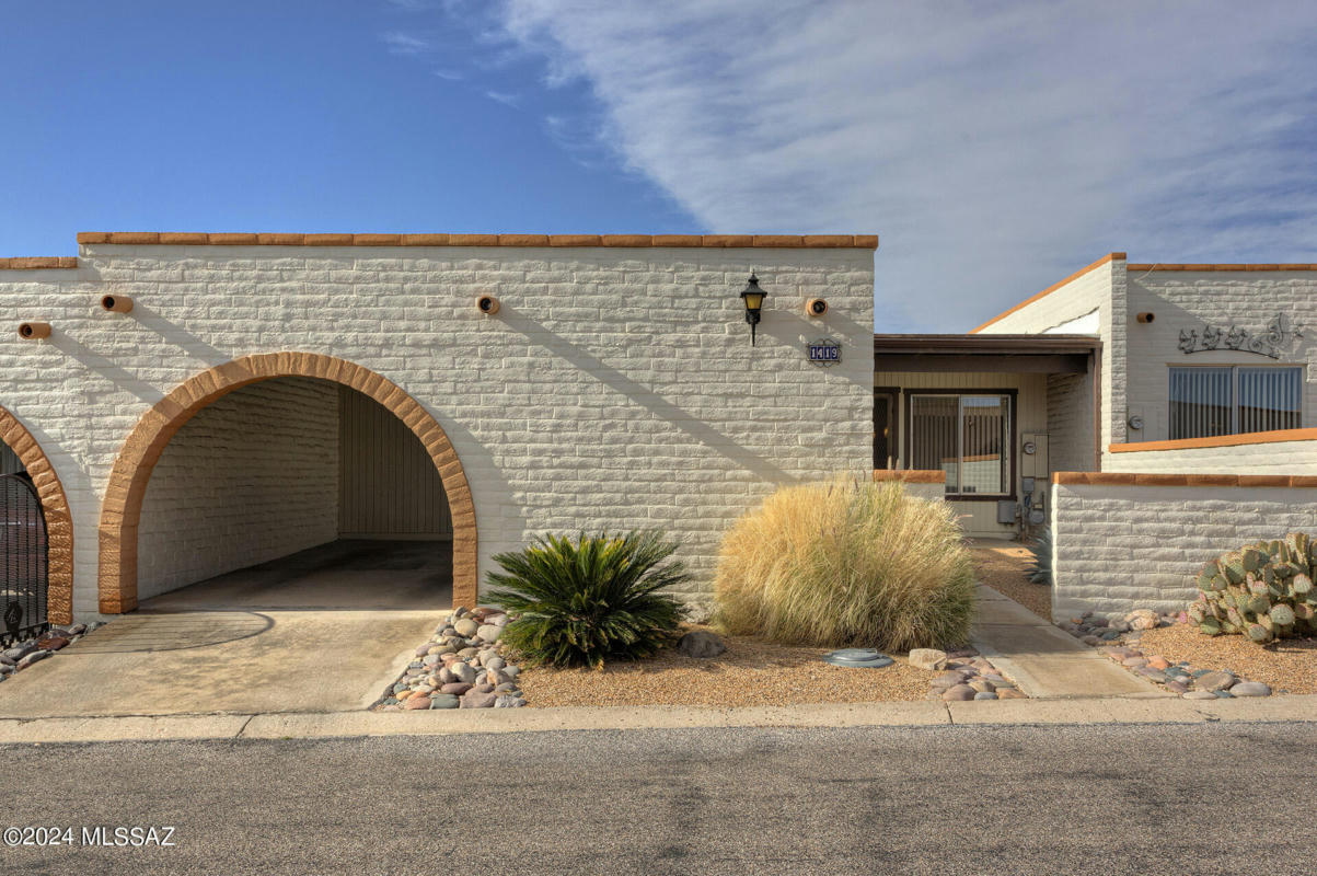 1419 W PLACITA APACHE, GREEN VALLEY, AZ 85622, photo 1 of 17