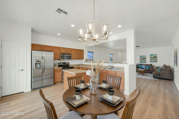 21380 E FOUNDERS RD, RED ROCK, AZ 85145 - Image 1