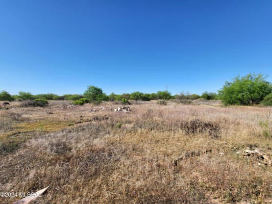 9425 W SNYDER HILL RD, TUCSON, AZ 85735, photo 2 of 3